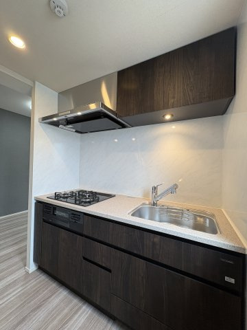 コンシェリア目黒本町 ＴＨＥ ＲＥＳＩＤＥＮＣＥのキッチン|きれいなキッチンです