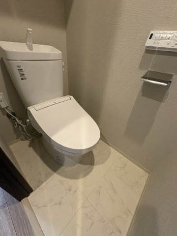 コンシェリア目黒本町 ＴＨＥ ＲＥＳＩＤＥＮＣＥのトイレ|コンパクトで使いやすいトイレです