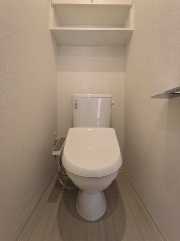 アジールコート東大井のトイレ|ゆったりとした空間のトイレです