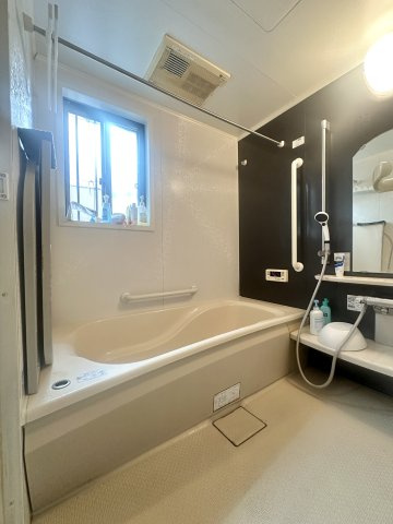 葛飾区奥戸4丁目中古住宅の浴室|バスルーム