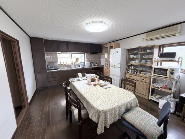 西脇市黒田庄町田高の中古一戸建のキッチン|LDK約13帖