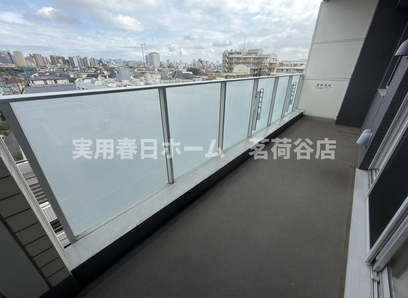 【バルコニー】
