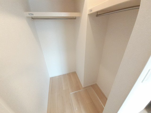 オレンジガーデンＡの収納|たっぷりとした収納スペースです