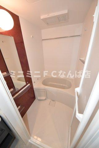 セレニテ難波ミラク壱番館の浴室