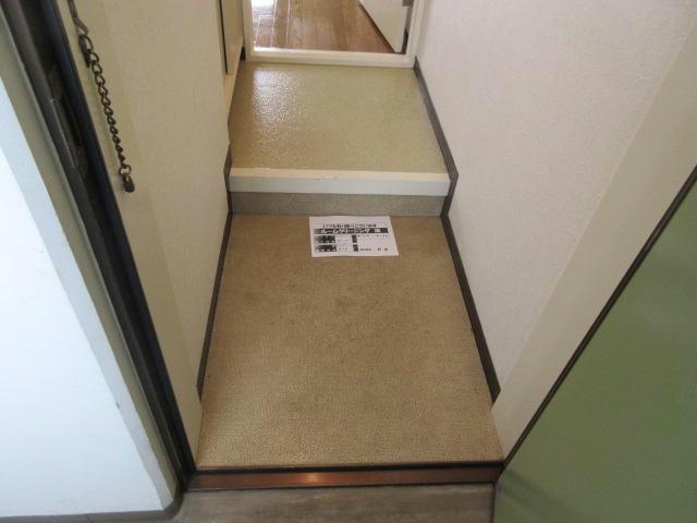 コーポラスITOの玄関