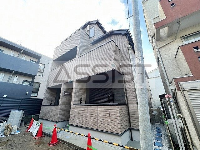 Ｌｙｃｏｒｉｓ西小山のバルコニー