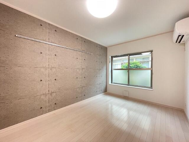 シャンテ新小岩の洋室