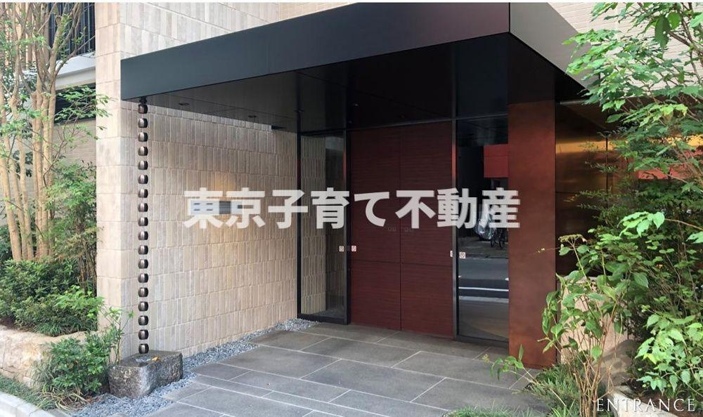 コノート茗荷谷のエントランス