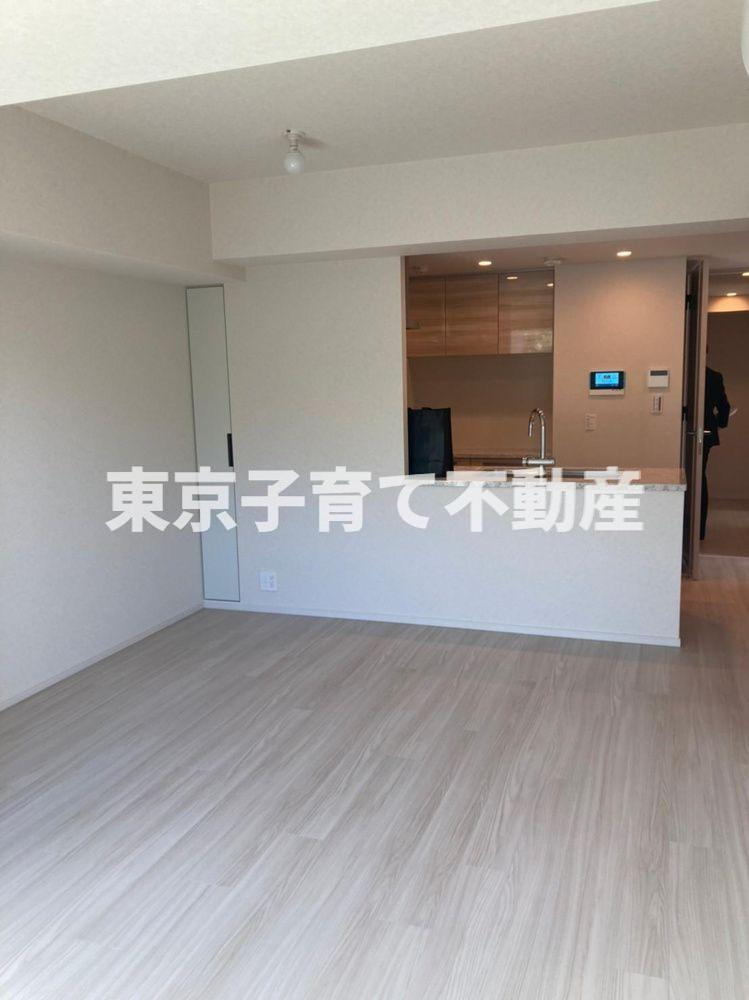 コノート茗荷谷の居間・リビング