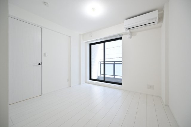 Ｔｈｅ　Ｒｅｓｉｄｅｎｃｅ　Ｎｉｈｏｎｂａｓｈｉの洋室|落ち着いた色調の洋室です