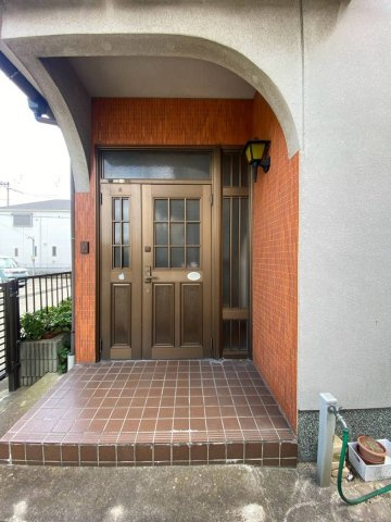 和歌山市黒田　中古戸建の玄関