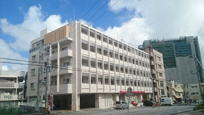 【周辺】 | サンヒルズ壺屋 | 開南郵便局まで1200m