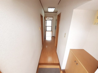 【玄関】 | サンヒルズ壺屋 | ゆったりとした玄関です