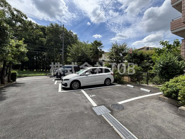 【駐車場】 | グリーンウッド大蔵