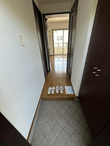 ルミエール園原の玄関