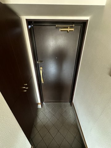 ルミエール園原の玄関