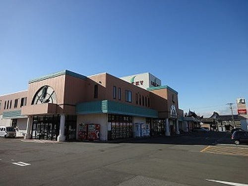 ライム　ブライト　Ｂの周辺|ラッキー 松岡店まで900m