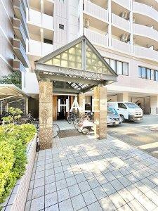 【エントランス】 | ロックシャローズ博多