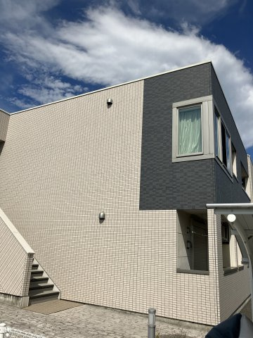 稲城市矢野口の賃貸マンションの外観