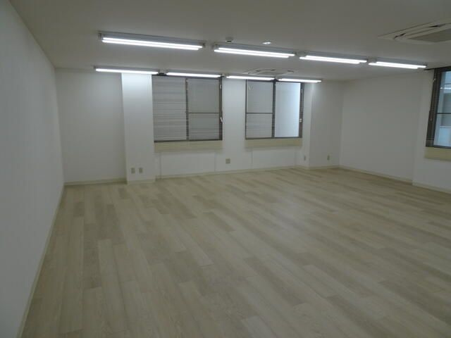 三紫ビル