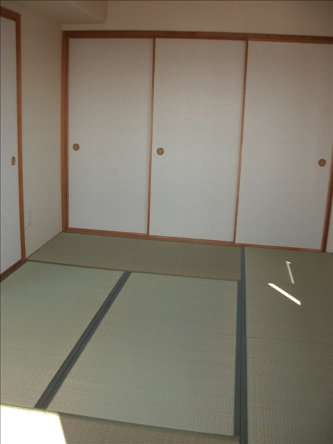エアーシャトー六田の内装|和室