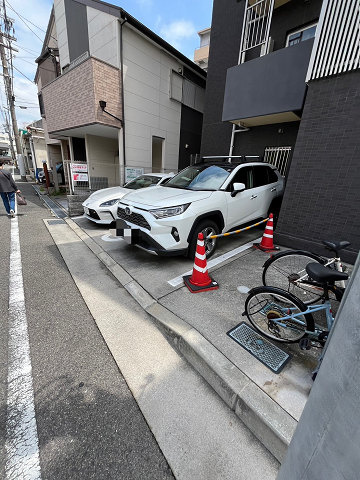 トレスオハス稲葉荘の駐車場
