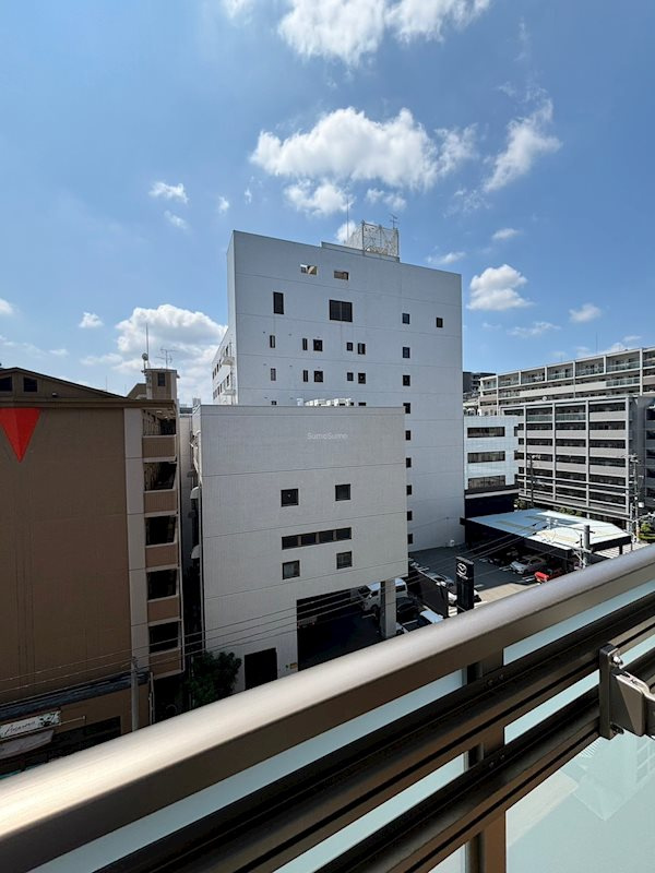 セレニテ難波グランデシュッドの展望