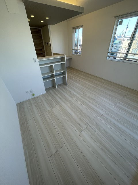 プレミール甲子園の居間・リビング
