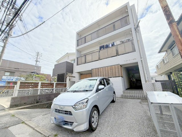 ジェイケイ石崎の外観