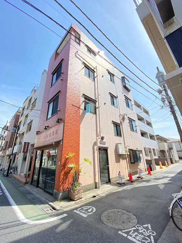 山口ビルの展望