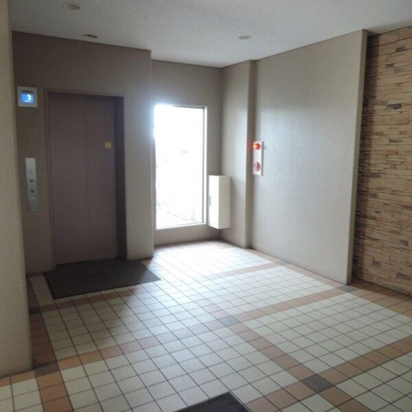 モアライフ住吉南のロビー