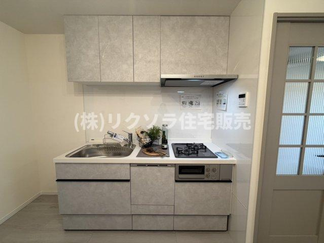 寝屋川日光ハイツのトイレ|温水洗浄便座
■物件内覧・資金計画相談・住宅ローン相談、リフォーム相談、お問合せ受付中■
※当日・翌日のご内覧、ご相談はお電話でのお問合せがスムーズです！