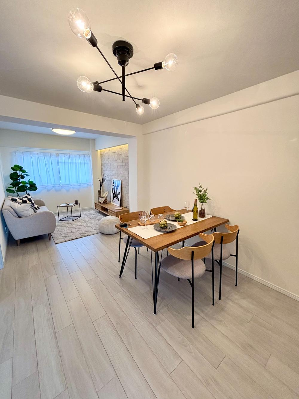 寝屋川日光ハイツのキッチン|LDK13.4帖
■物件内覧・資金計画相談・住宅ローン相談、リフォーム相談、お問合せ受付中■
※当日・翌日のご内覧、ご相談はお電話でのお問合せがスムーズです！