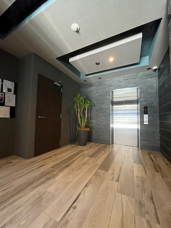 MODERN PALAZZO 天神preciousの外観