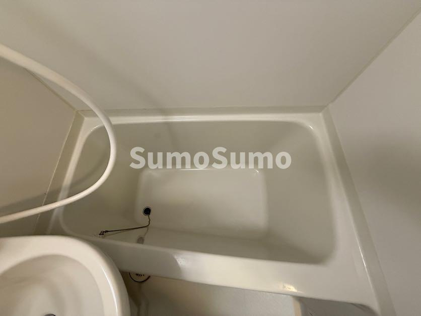 レオパレスルコントワール御影の浴室