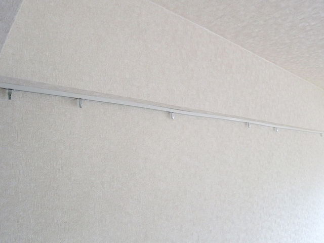 パレソレイユの設備|ピクチャーレール付きです☆