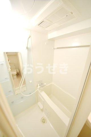 ドルチェ横浜・桜木町の浴室