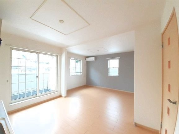 【居間・リビング】 | フレシール小倉東Ｒ | 使いやすい居間です