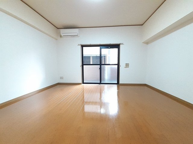【内装】 | セレスタイト黒崎 | 過ごしやすい室内です