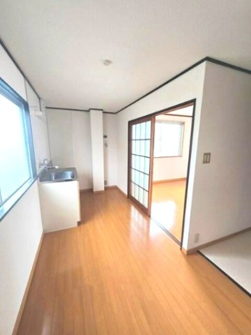 江戸川区西瑞江３丁目の賃貸マンションの内装