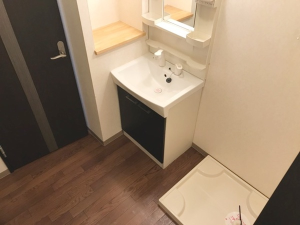 クレシアの洗面所