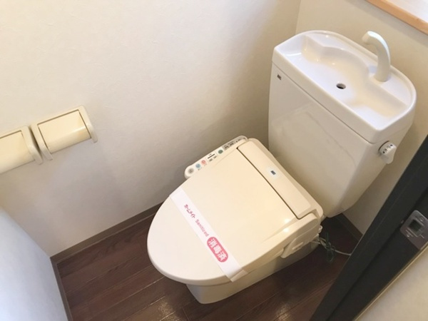 クレシアのトイレ