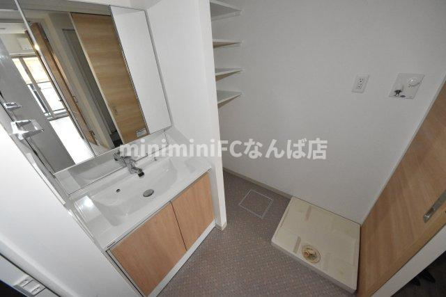 シーズンフラッツ靱本町