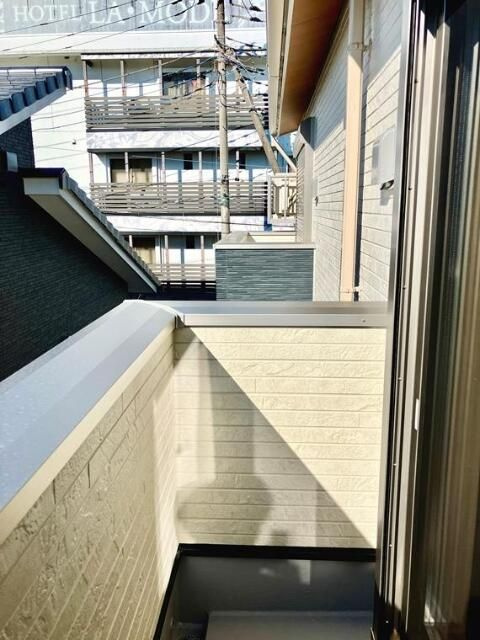 フィオーレ盆栽のバルコニー