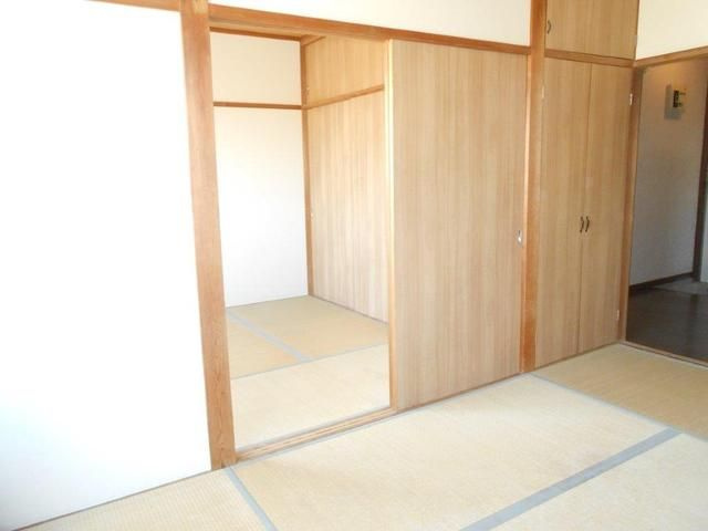 【寝室】 | ハラックスⅡ | 寝室です