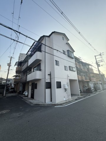 森河内西2丁目　中古戸建の前面道路含む現地写真