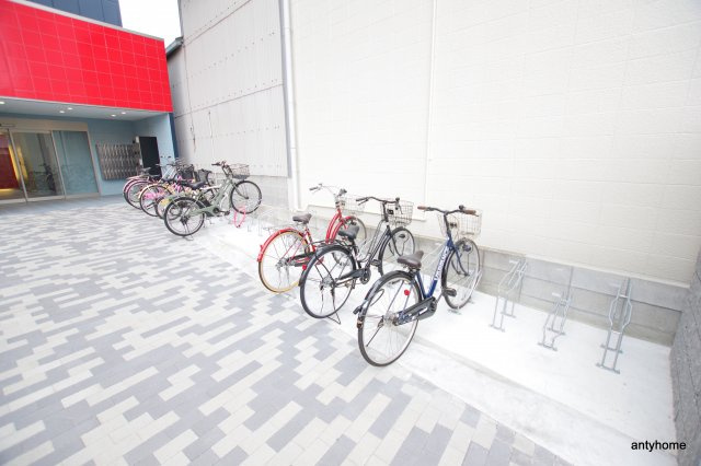 みおつくし西梅田Ⅳ 仲介手数料無料の駐車場