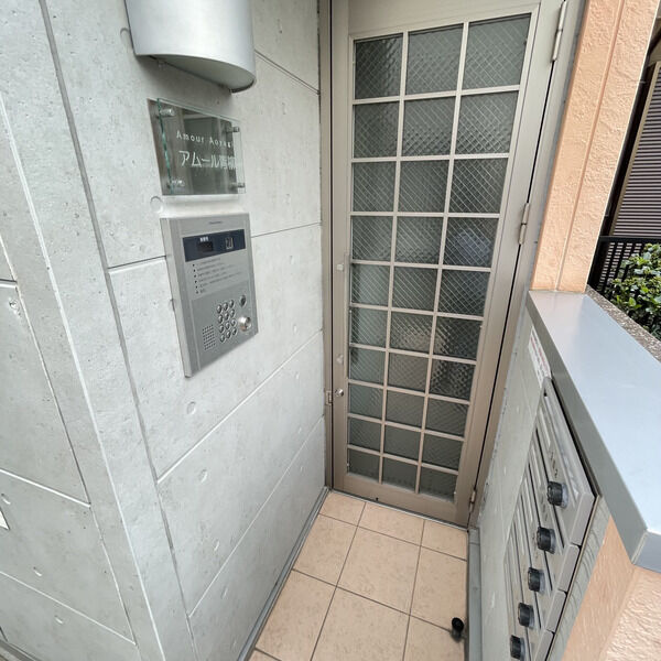 アムール青柳　名古屋市賃貸　仲介手数料無料のロビー