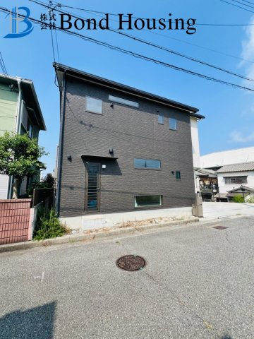 築3年の築浅物件　魚住町西岡　中古戸建の外観