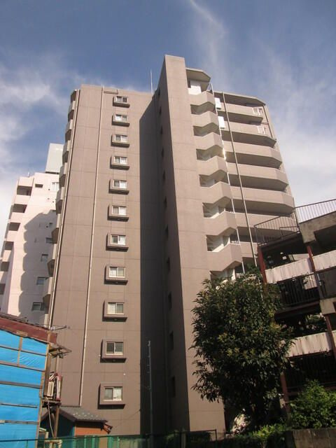 日神デュオステージ新宿若松町の外観
